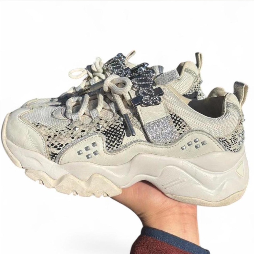 Vintage Y2K Circa 2007 McBling D’Lites Sketchers Sneakers